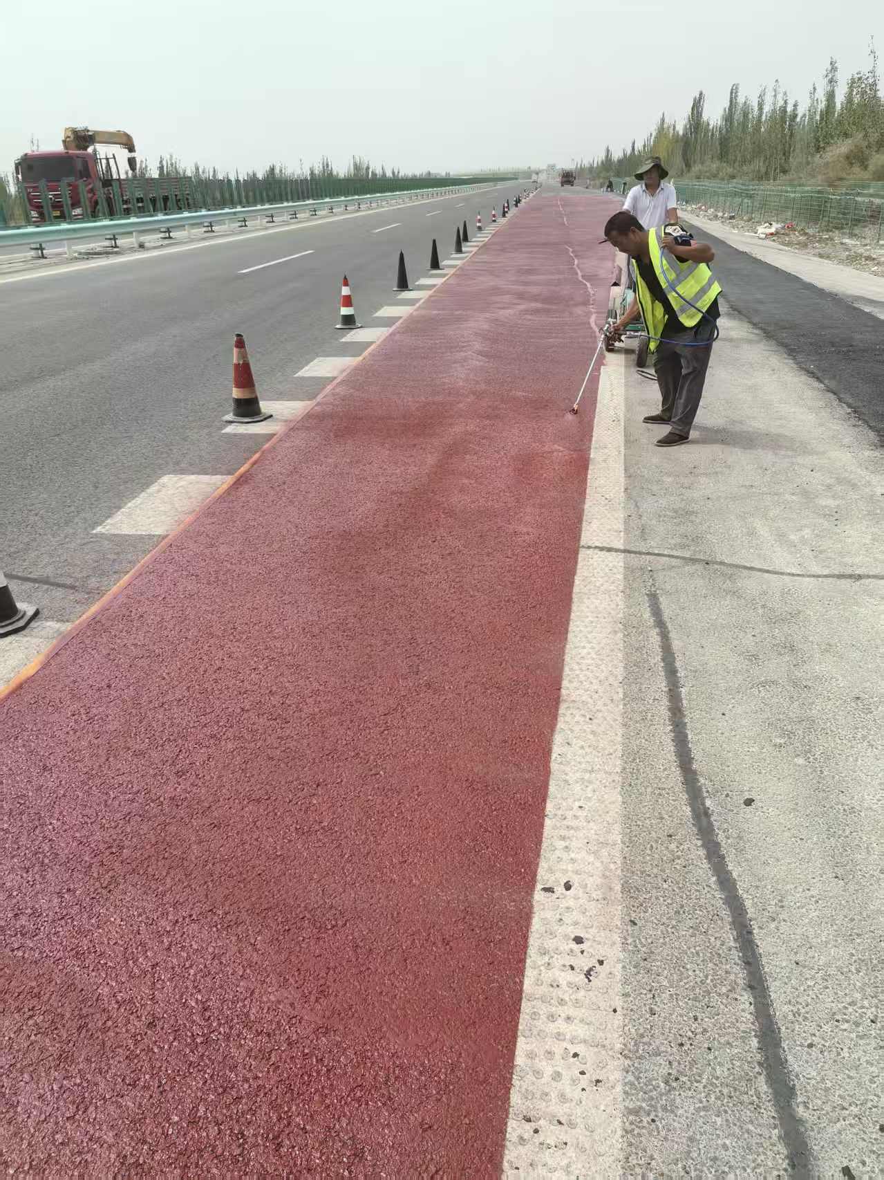 株洲车位划线厂家直发配送|株洲车位划线|专业道路划线|小区停车场划线物流线路、到货进度与供货计划|源头工厂直供-新亿达交通设施