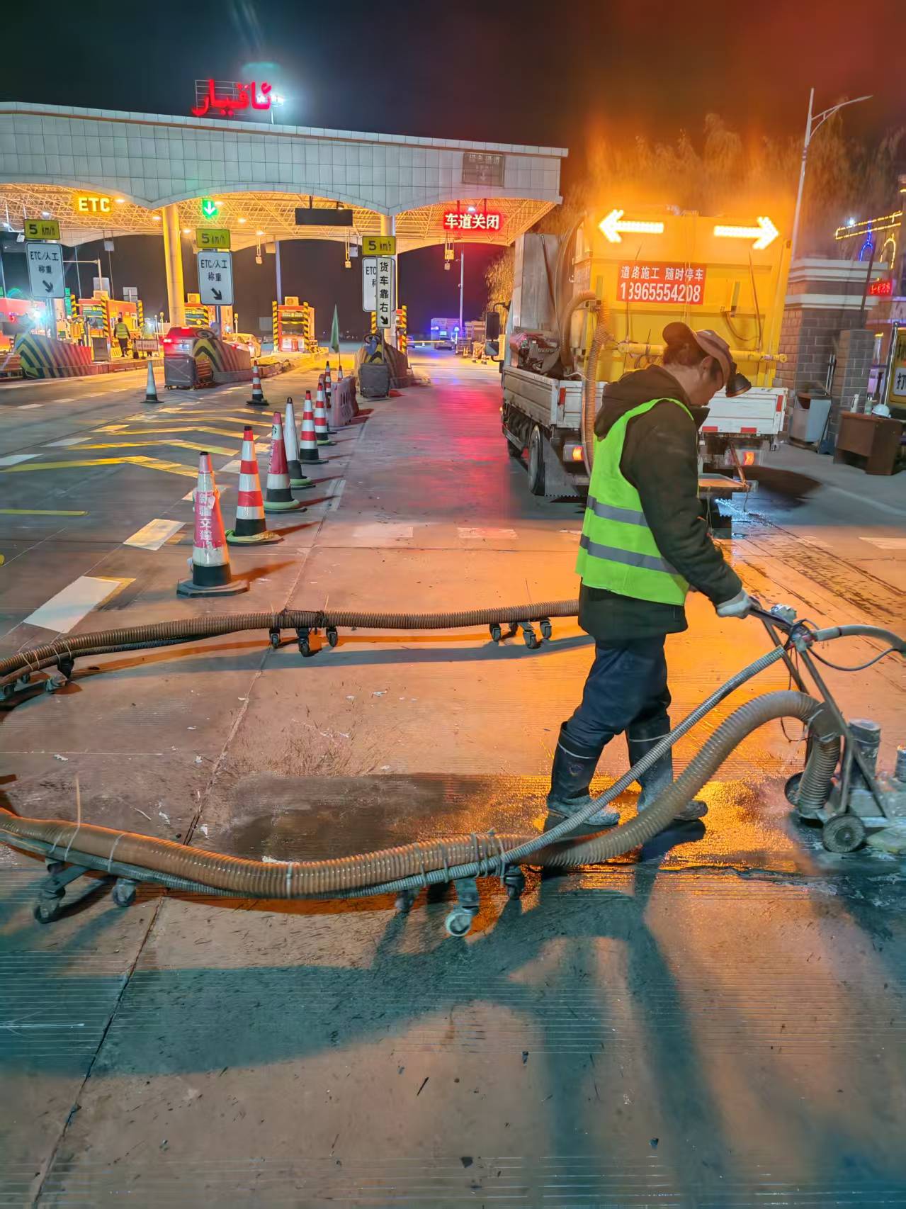 黔西南道路标线划线厂家直发配送|黔西南道路标线划线|热熔划线|交通标线物流线路、到货进度与供货计划|源头工厂直供-新亿达交通设施