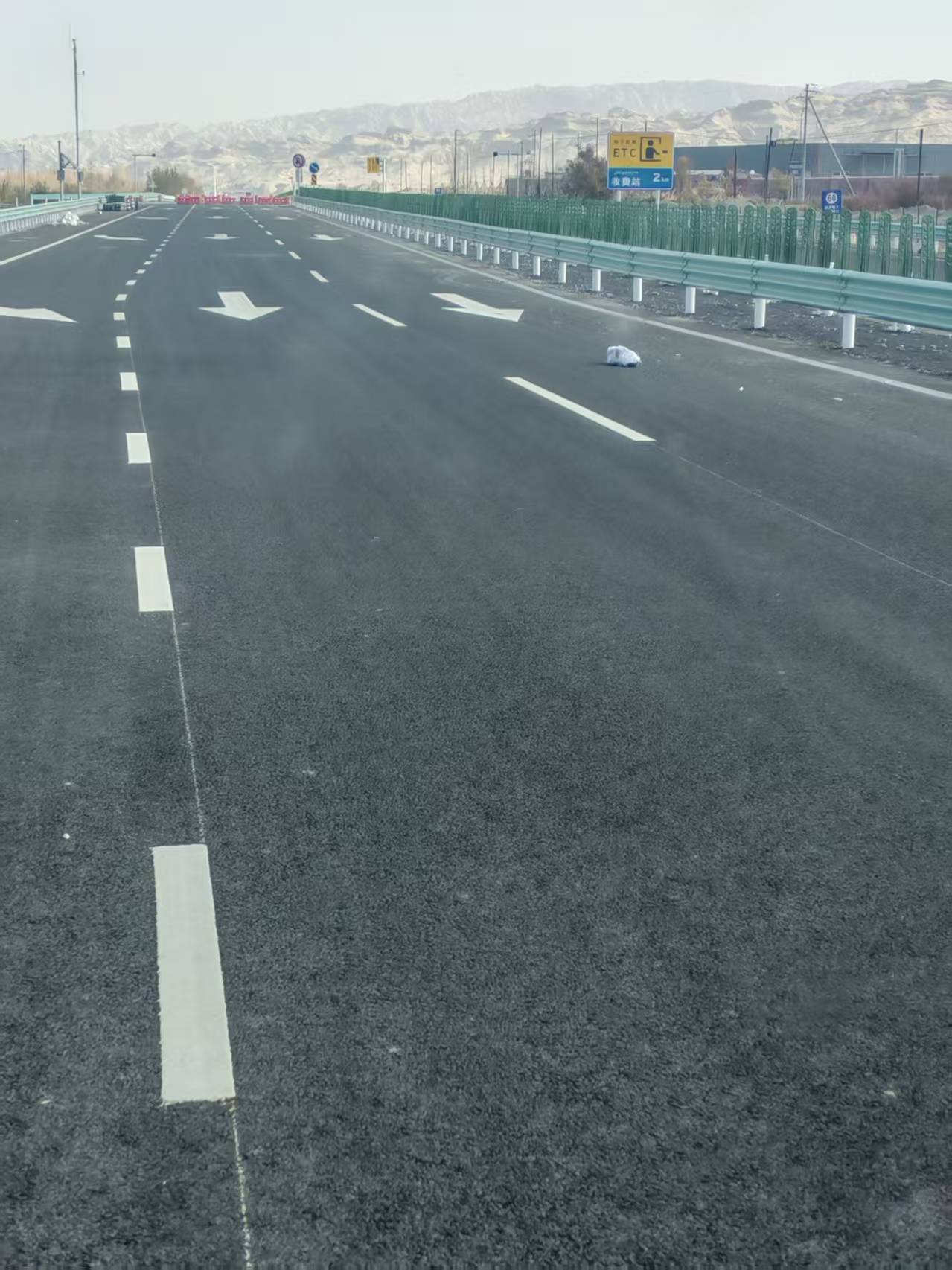 宁德园区道路划线厂家直发配送｜宁德园区道路划线|禁停标线|热熔标线物流线路、到货进度与供货计划｜源头工厂直供-新亿达交通设施