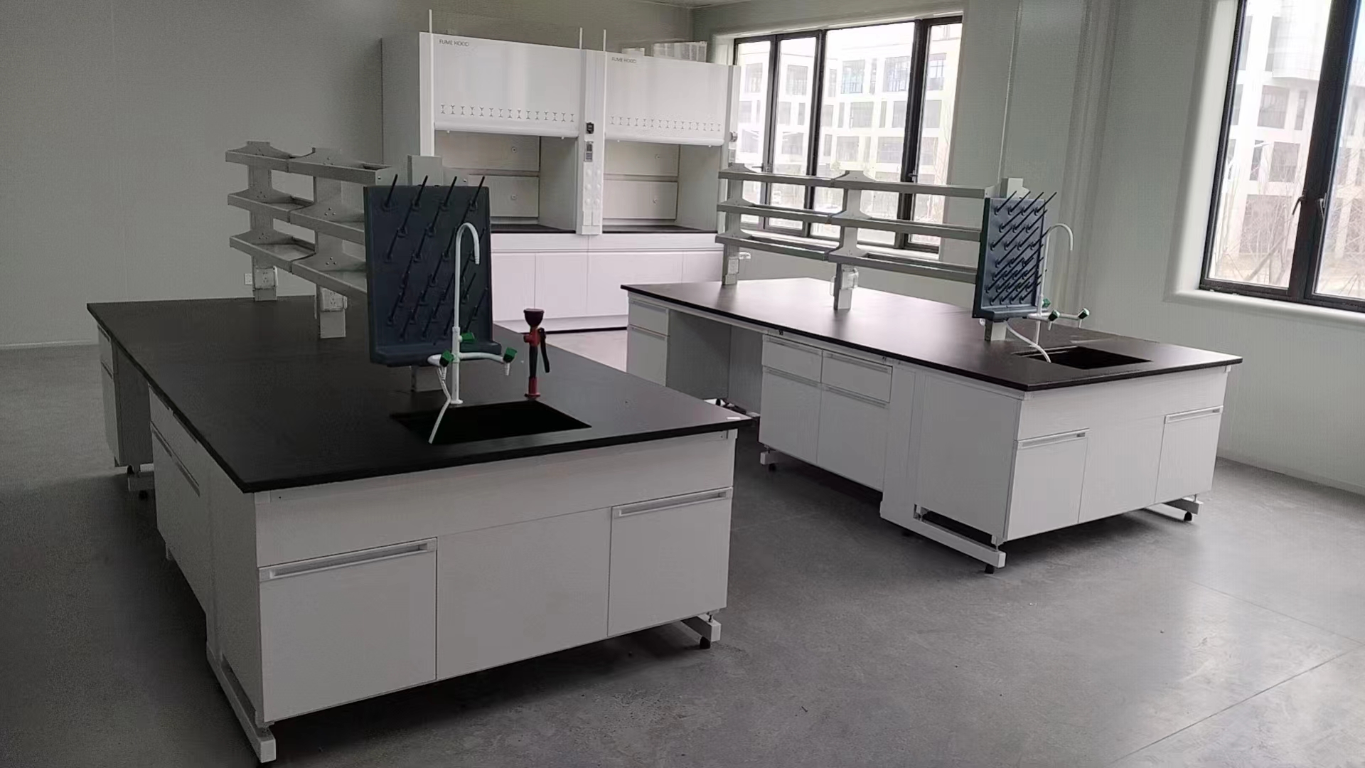 甘肃省陇南钢木实验台制造企业供货信息|陇南钢木实验台|理化实验台|医院化验台生产企业推荐、报价参考、供货渠道与采购参考|本地仓储备货-华之骏实验室设备