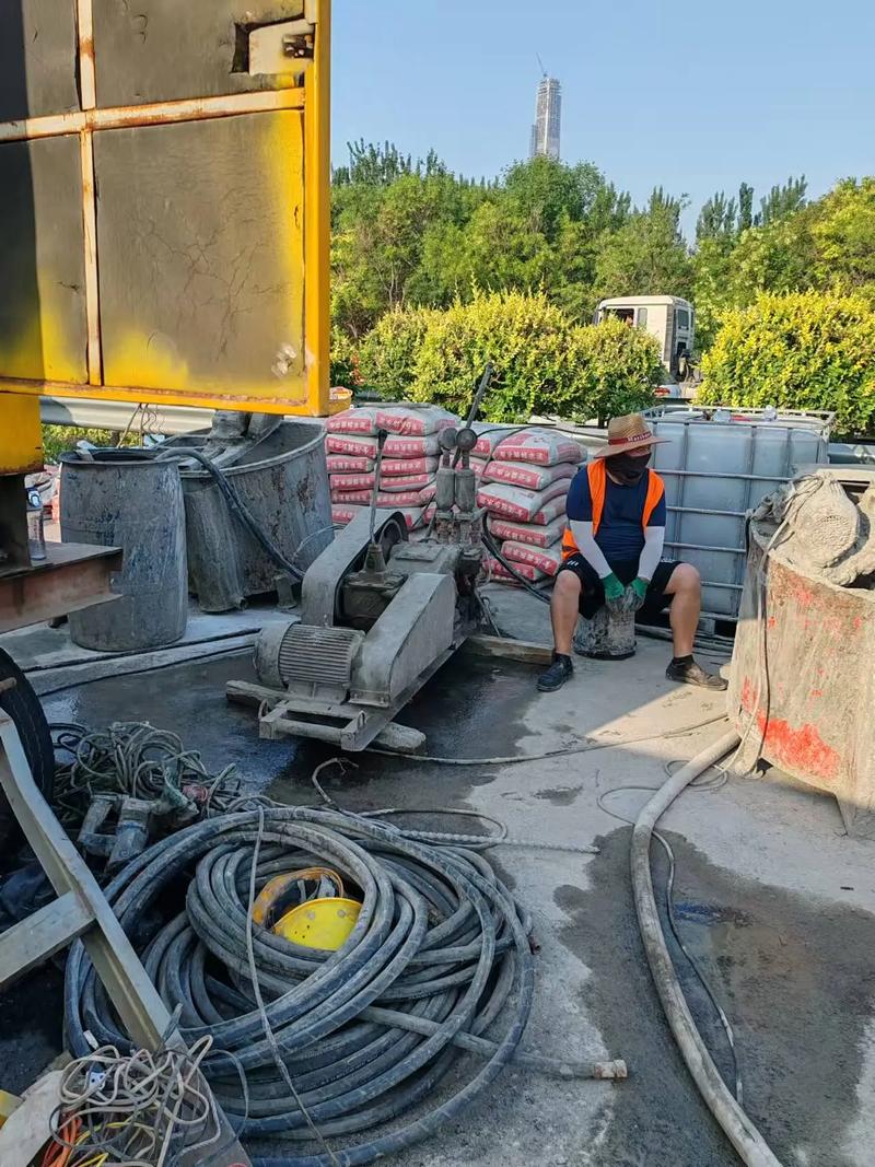 厂区道路下沉注浆