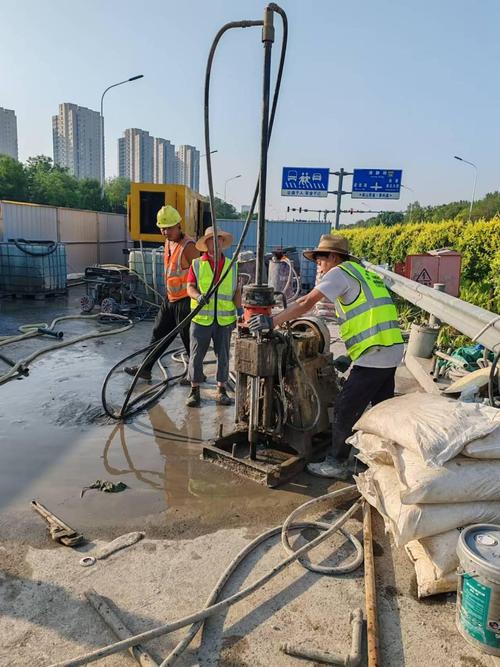 厂区道路下沉注浆